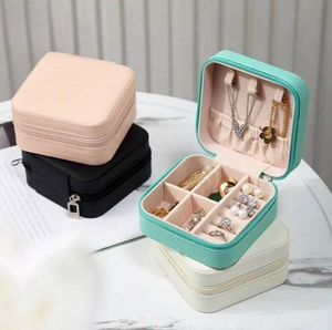 Compact Travel Leather Jewelry Organizer Box – Portable Pocket-Sized Case with Zipper Closure for Rings, Earrings, Necklaces & Accessories – Ideal for Women - Random Colour